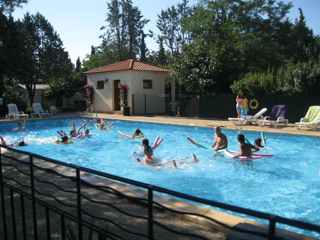 Camping Le Rebau Montblanc Exterior photo